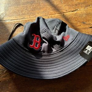 RED SOX Hat Bucket Unisex NWT New Adult